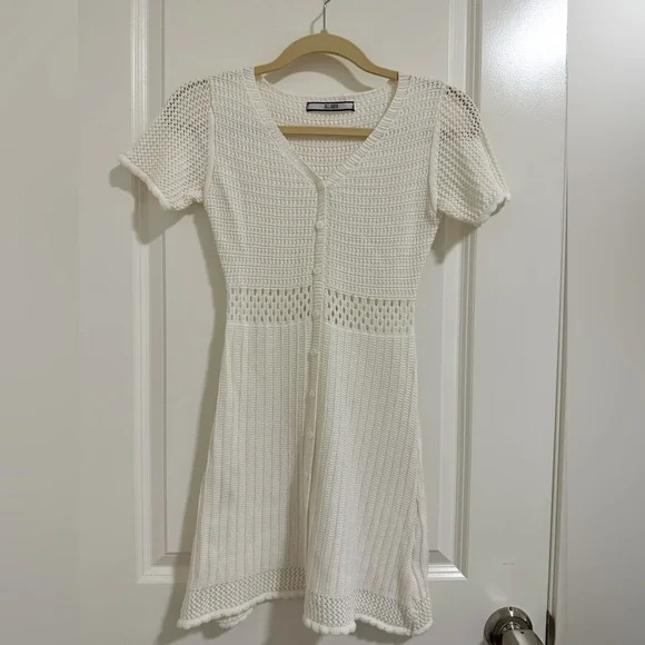 Dress - Picture 2 of 6